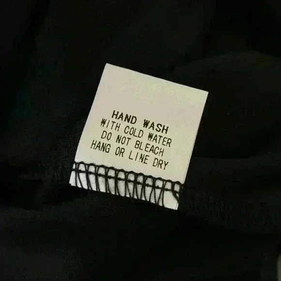 New with tags, womens size large Finn and clover brand dress, #I342 - Picture 5 of 5